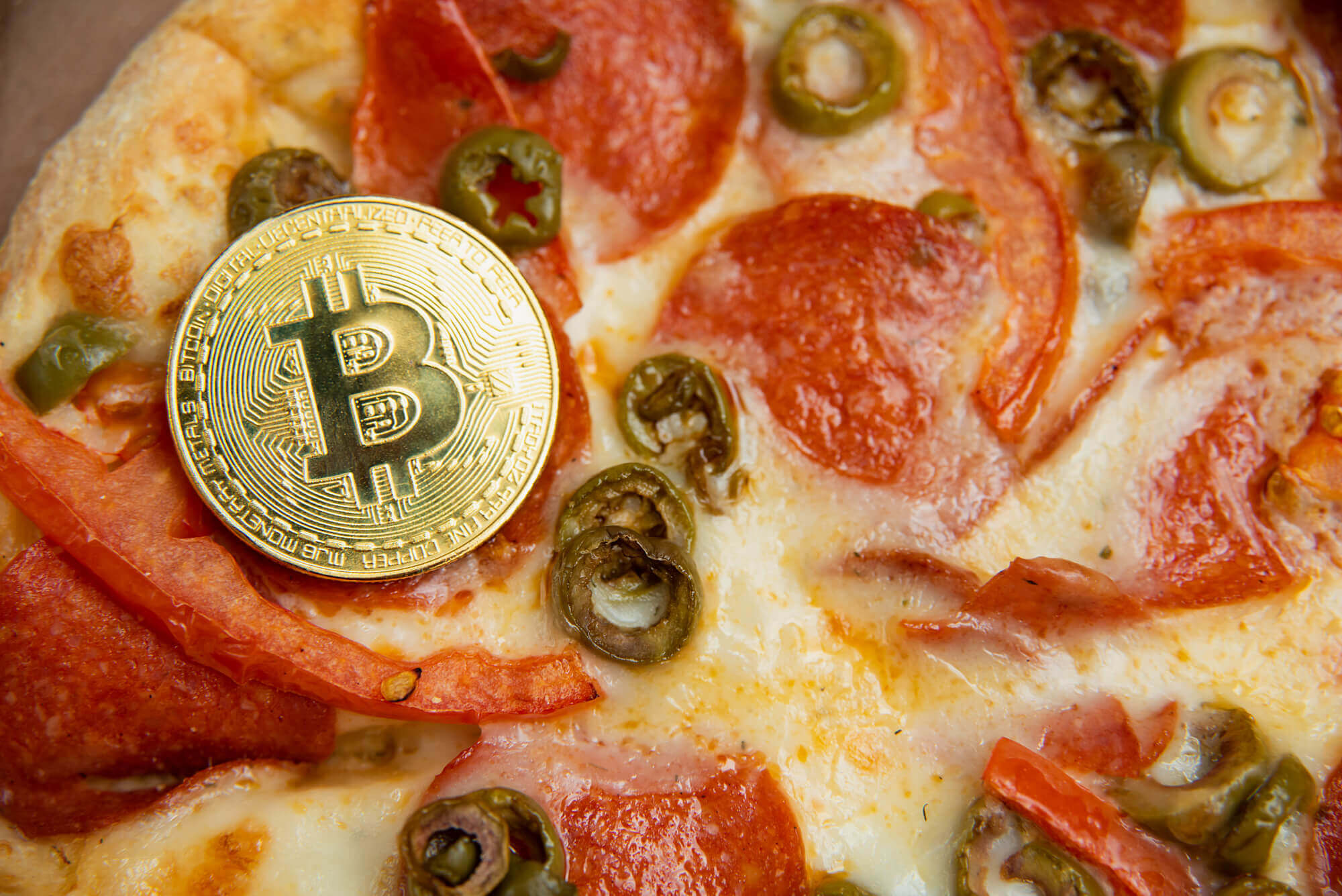 Vor 14 Jahren: Mann bietet 10.000 Bitcoin für zwei Pizzen – Abschluss nach vier Tagen